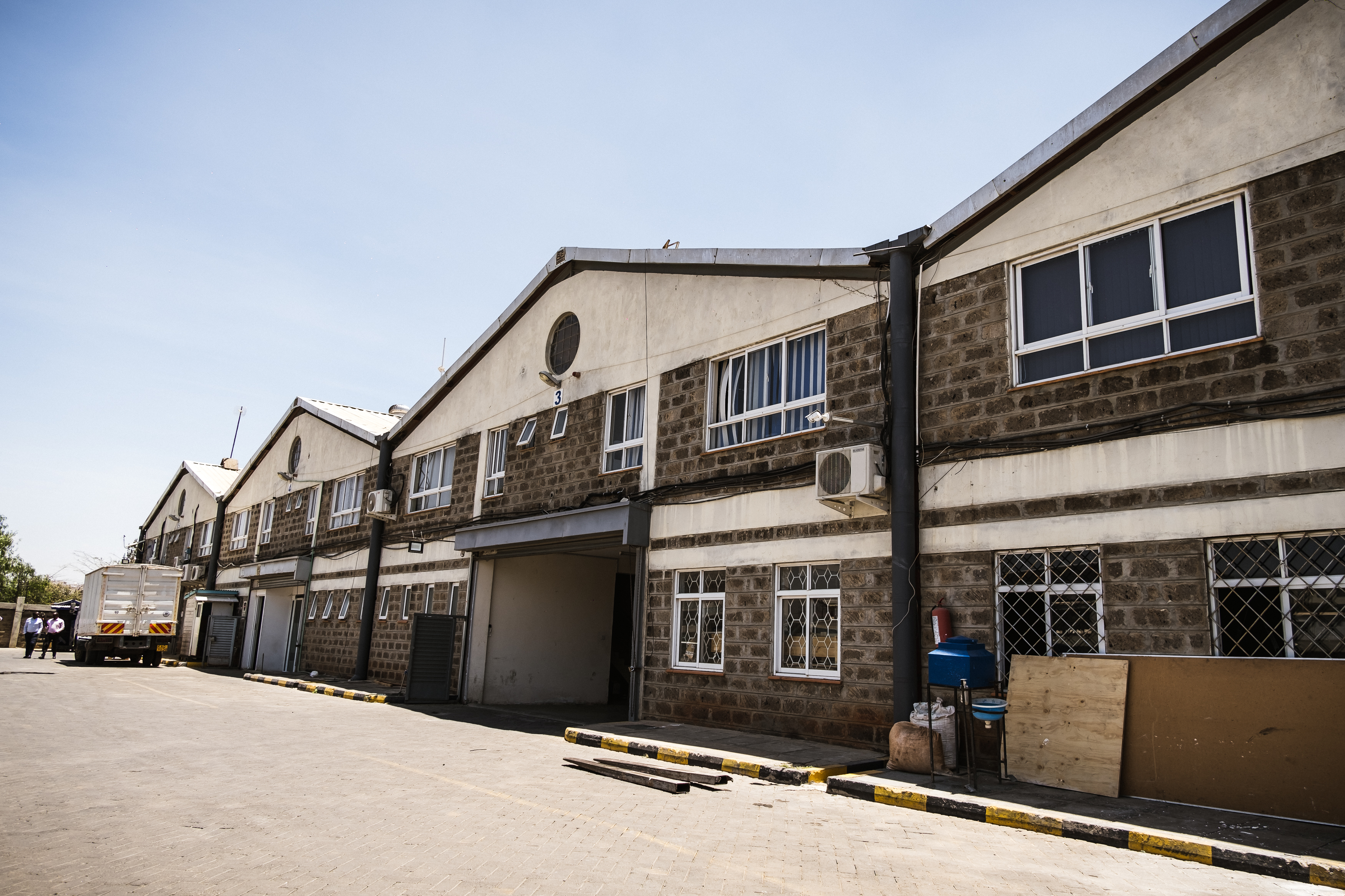 Kenroid Airport Complex